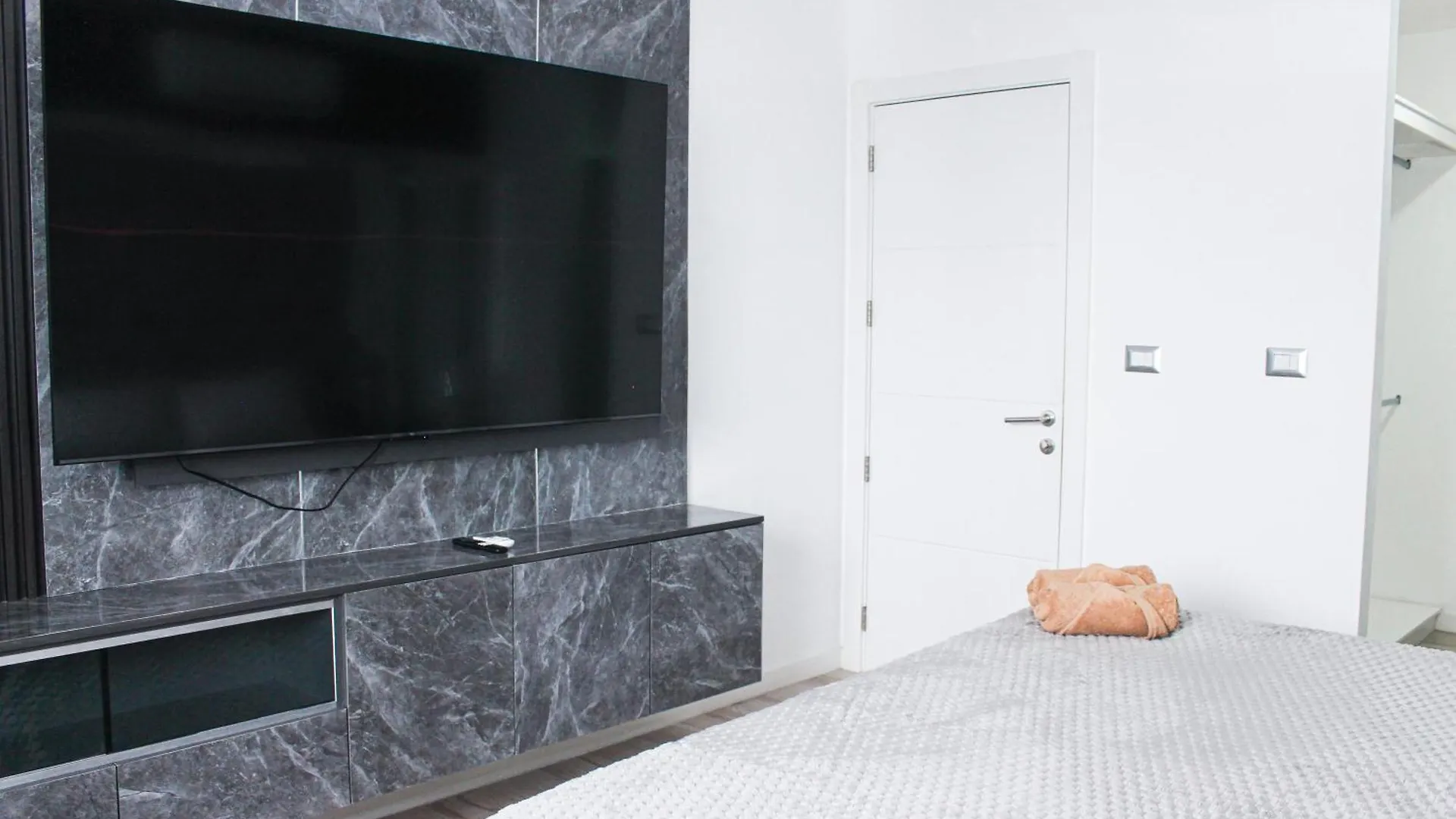 Apartment Pent-House Loft De 3 Habitaciones, Vista Al Rio, Balcon Privado Parrilla Guayaquil