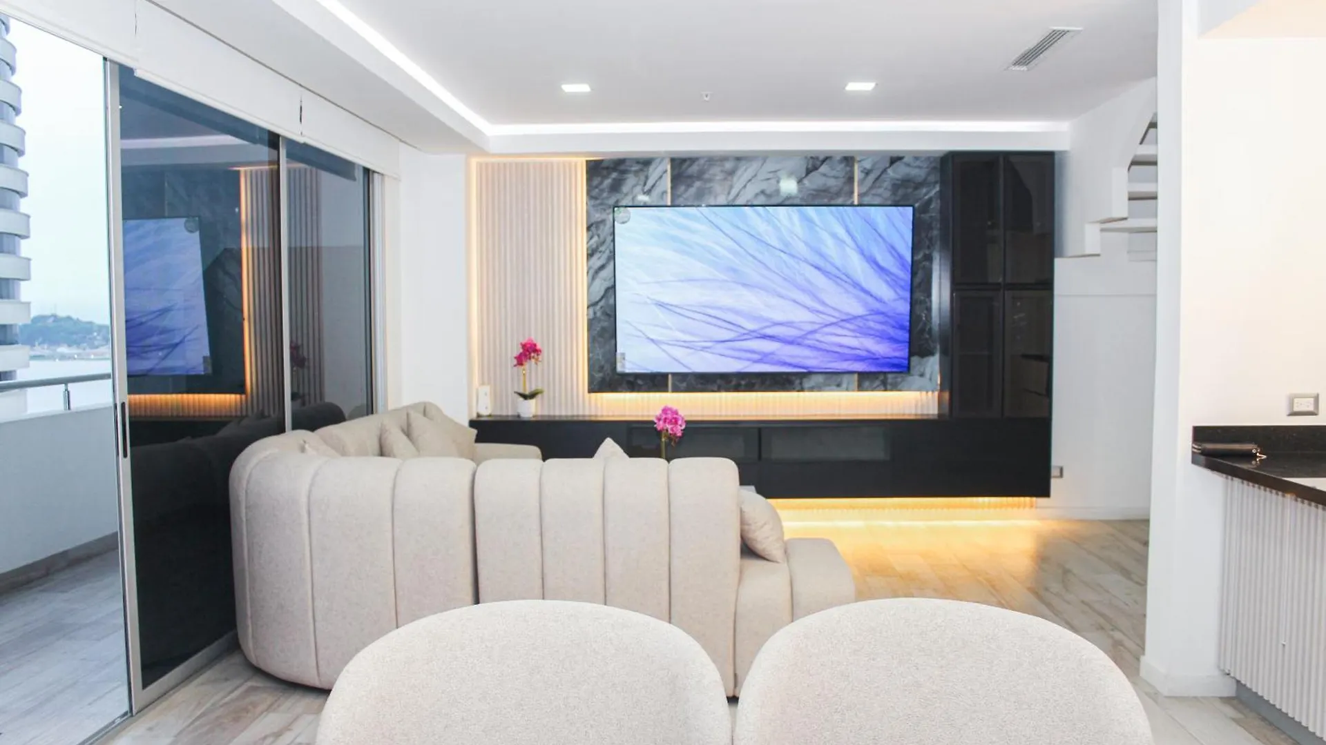 Pent-House Loft De 3 Habitaciones, Vista Al Rio, Balcon Privado Parrilla Guayaquil Ecuador
