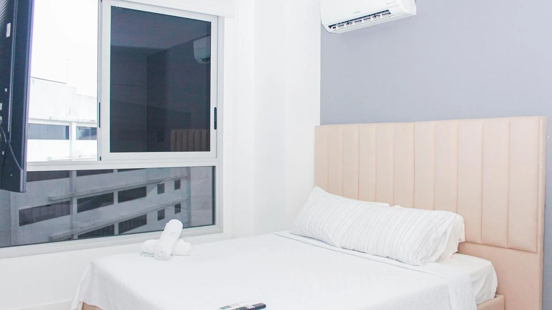 Pent-House Loft De 3 Habitaciones, Vista Al Rio, Balcon Privado Parrilla Guayaquil