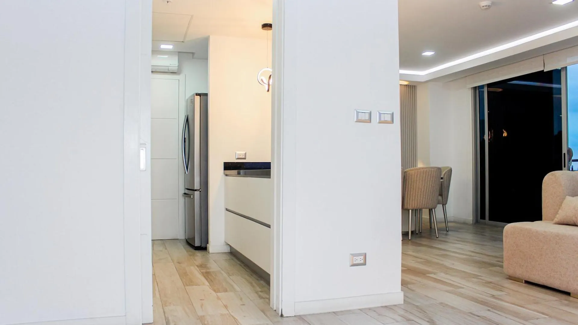 Pent-House Loft De 3 Habitaciones, Vista Al Rio, Balcon Privado Parrilla Guayaquil Apartment