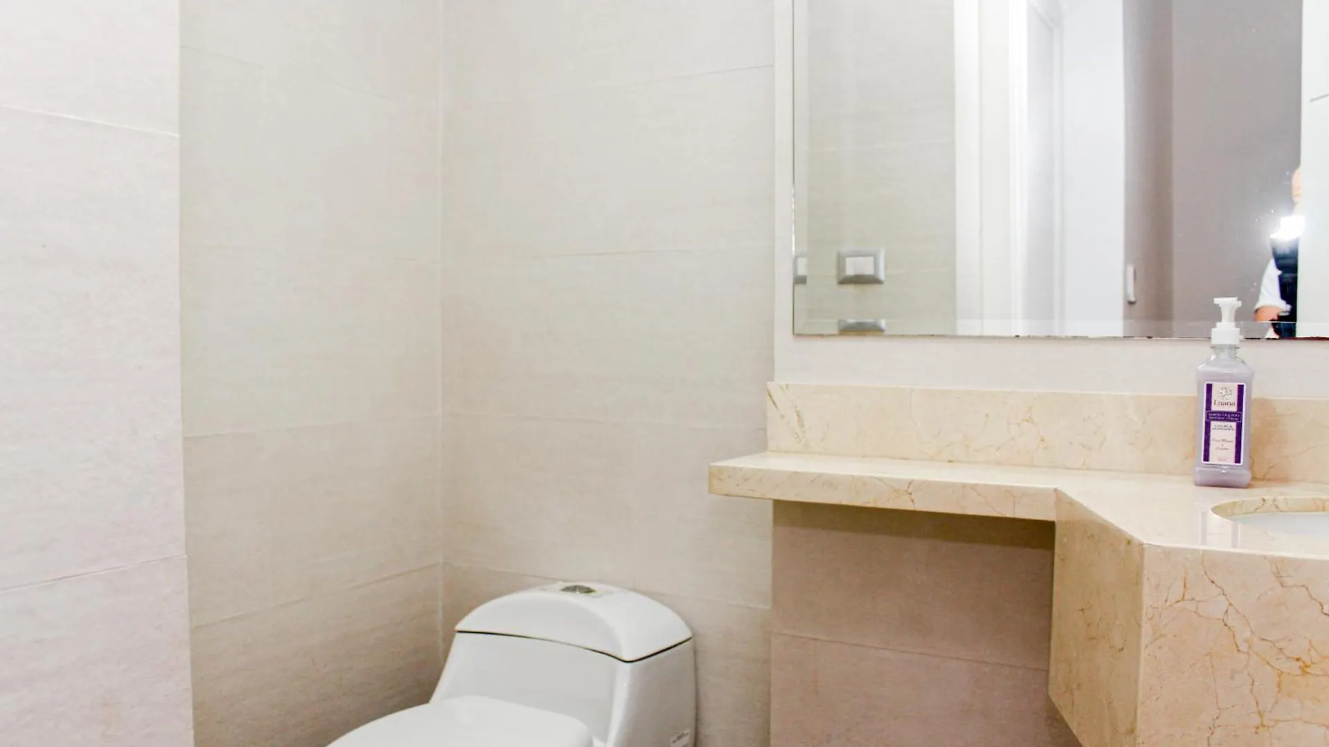 Pent-House Loft De 3 Habitaciones, Vista Al Rio, Balcon Privado Parrilla Guayaquil 0*,